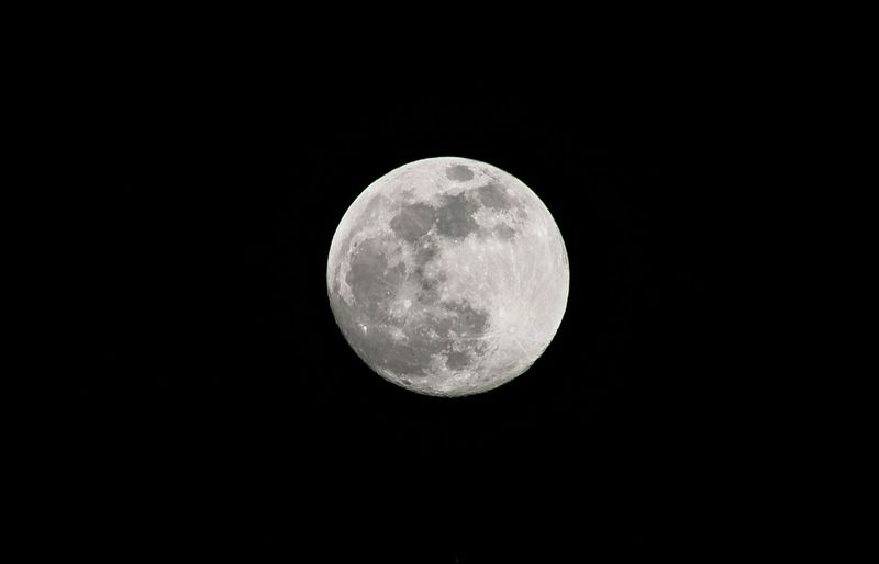 8th The Sun-Earth-Moon System (C20)