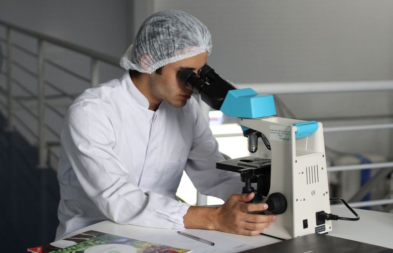 AALAS Laboratory Animal Technician (LAT)