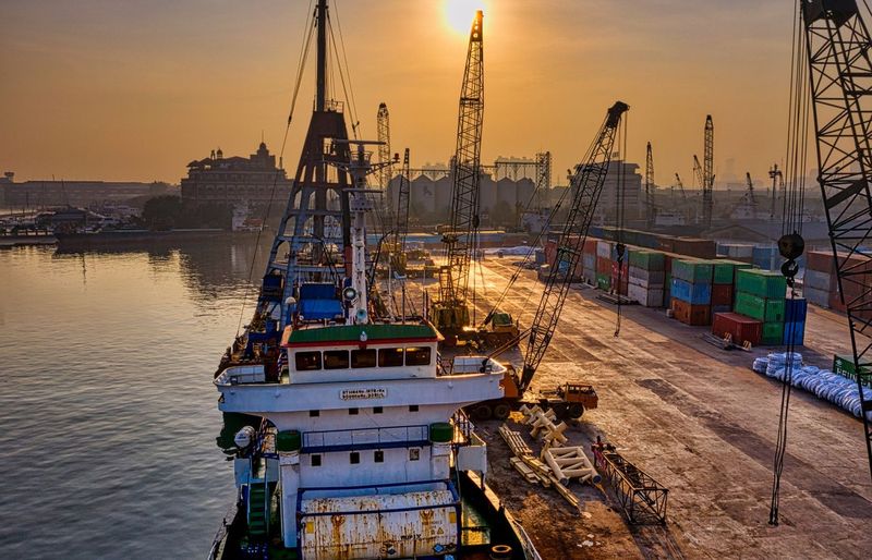 Global Maritime Distress and Safety System (GMDSS) Element 1