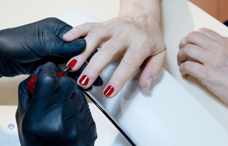 Minnesota Nail Technician Law