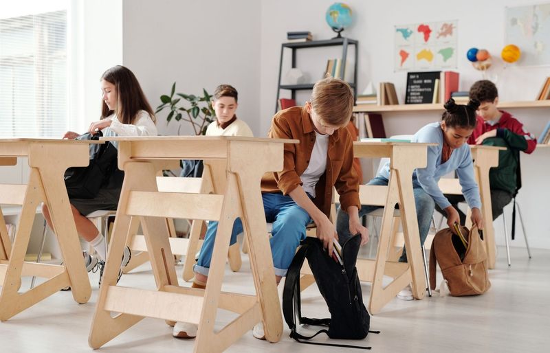 OAE Middle Grades Social Studies (031) Practice Test course image