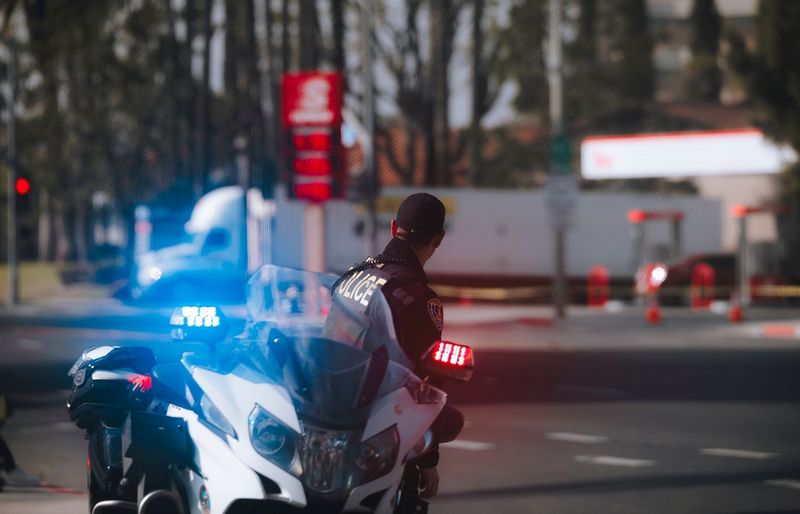 SLEA Criminal Law, Search and Seizures, and Police Use of Force Practice Test course image