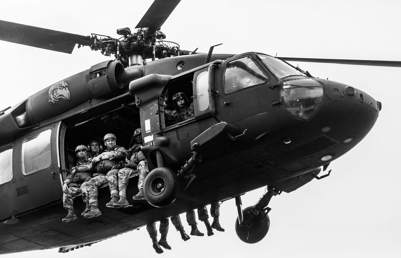 Utility Helicopter 60 Black Hawk (UH-60S) Academics Exam 2 Practice course image